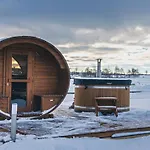 H Z Sauna, Sun & Snow *