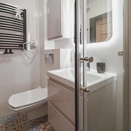 Sun & Snow H Z Sauna Apartment