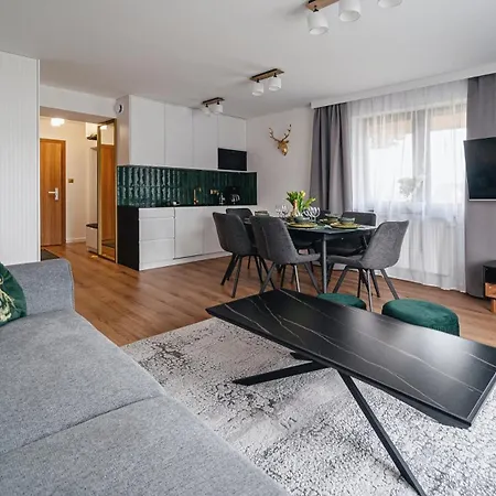 Sun & Snow H Z Sauna Apartment